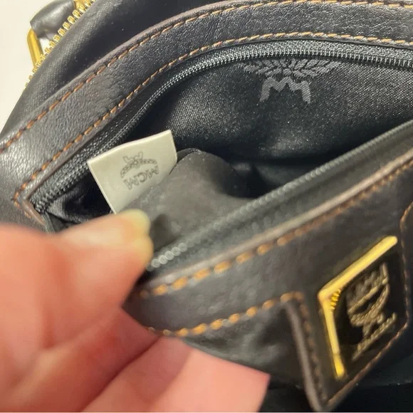 MCM Black Leather Women's Bag, EUC, COA, so soft, 13x9x4”, great interior - Picture 11 of 14